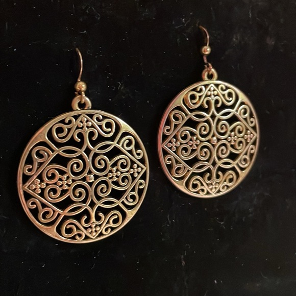 2” round solid brass filigree dangle drop earrings on wires - Picture 5 of 12
